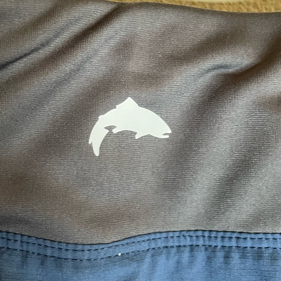 Simms. Navy blue skort. Size large - Picture 9 of 9